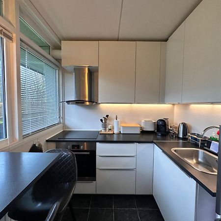Privat One Bedroom Apartment With Free Parking 오덴세 외부 사진